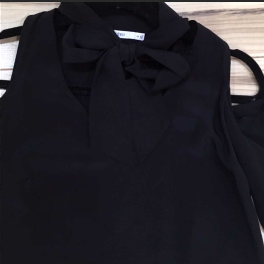 bailey 44 black blouse off shoulders with bow